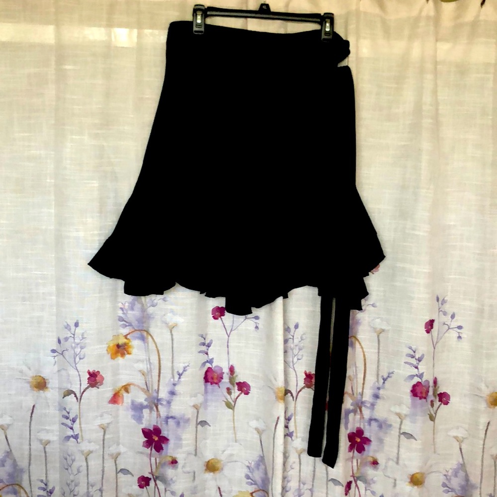 Black dressy skirt with sash